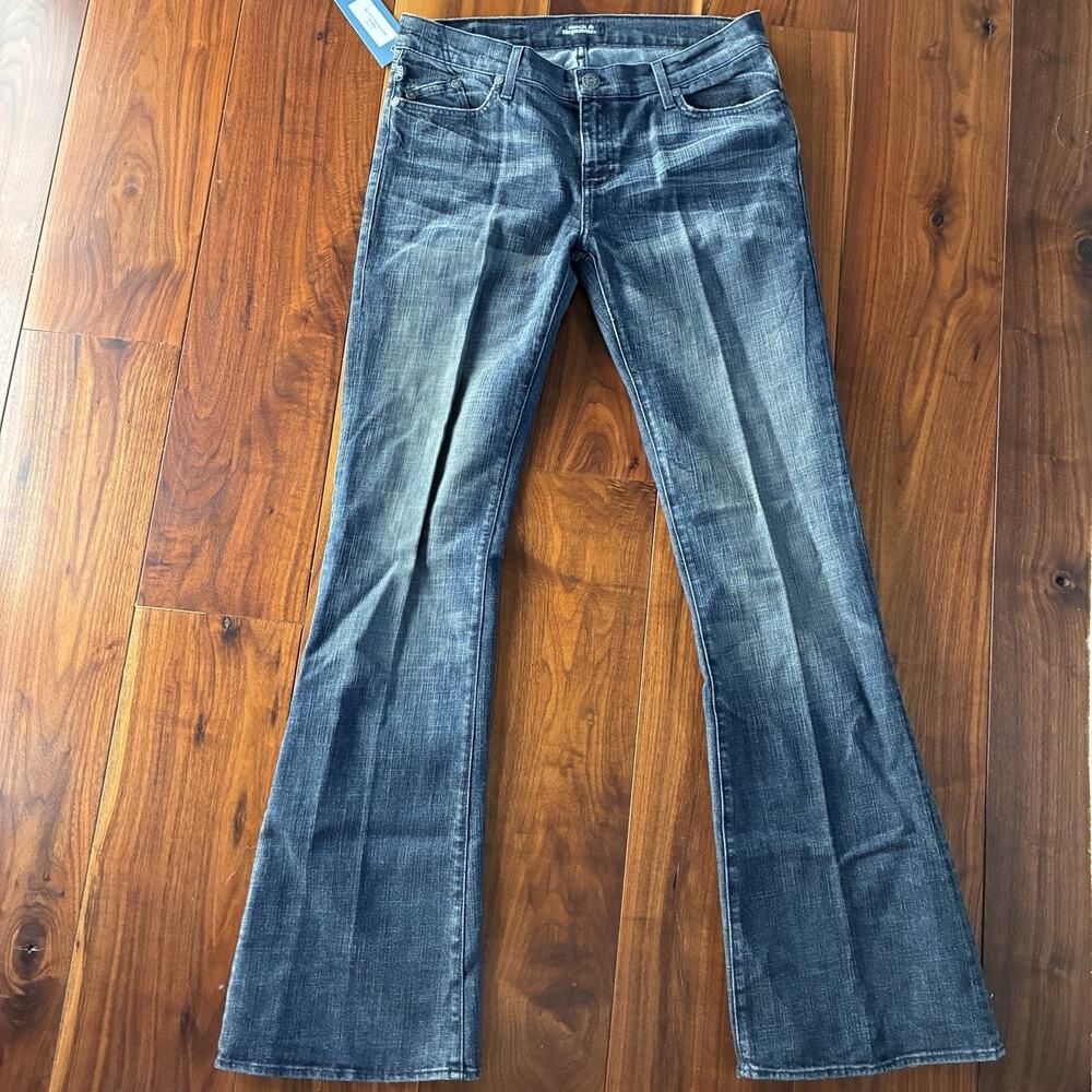 Rock & Republic Roth Radion Ivory Low Rise Flare Jeans Size 32